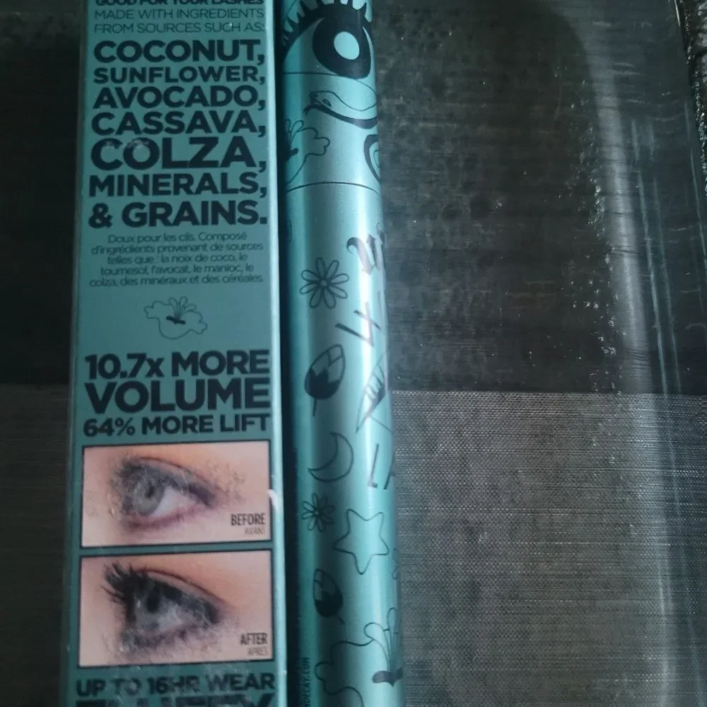 Urban Decay Wild Lash Vegan Plant Powered Volumizing Mascara Bkack New.